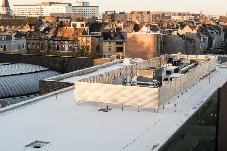 Commercial roof serviced in Barrie